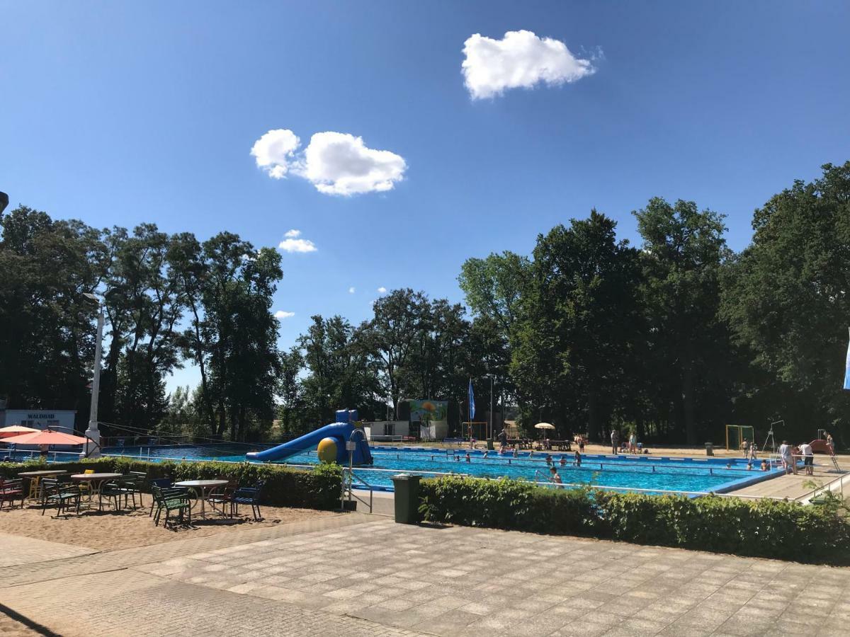 Pension Am Waldbad Seehausen  Esterno foto